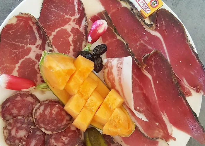 Couette-café U San Larenzu 3*